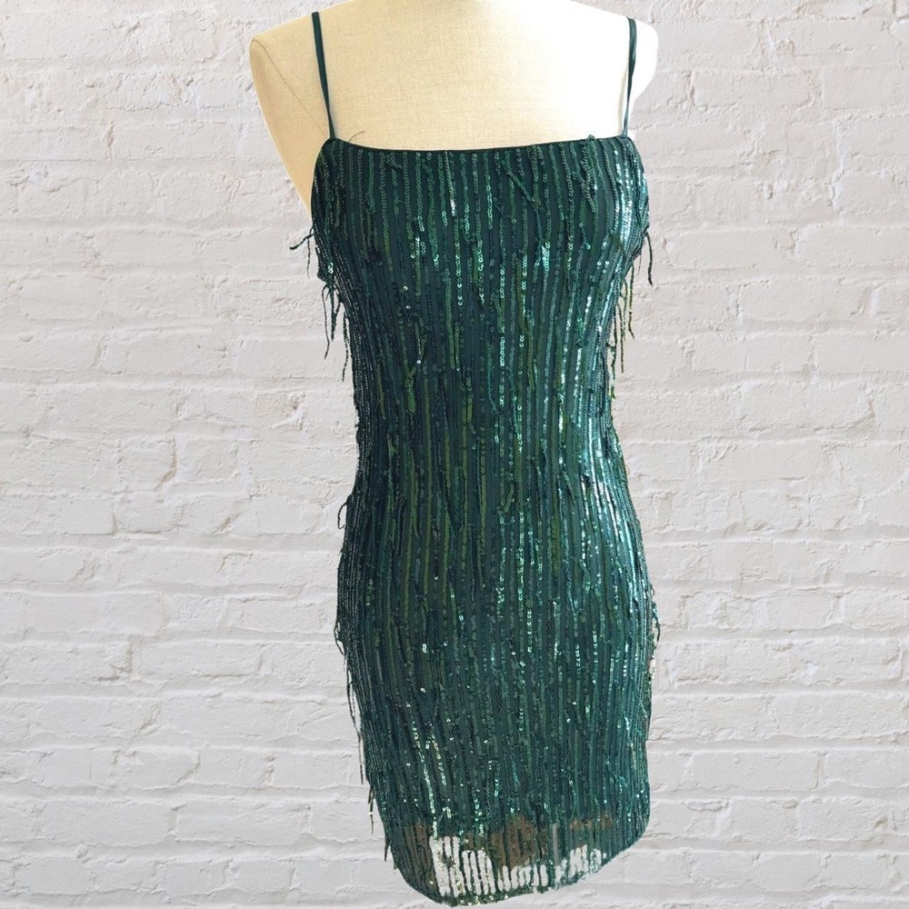 Dark green spaghetti strap cocktail dress from Trixxi